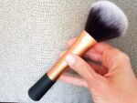 Real-Techniques-Powder-Brush-100-Original.jpg